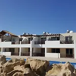 2 Bedroom E8 Located Pool Level, Sea View, Free Wifi Apartment Peyia