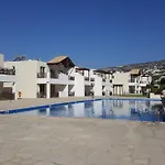 Apartment 2 Bedroom E8 Located Pool Level, Sea View, Free Wifi