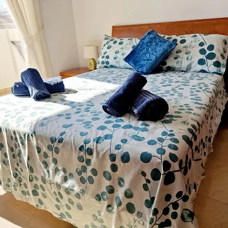 Appartement 2 Bedroom E8 Located Pool Level, Sea View, Free Wifi