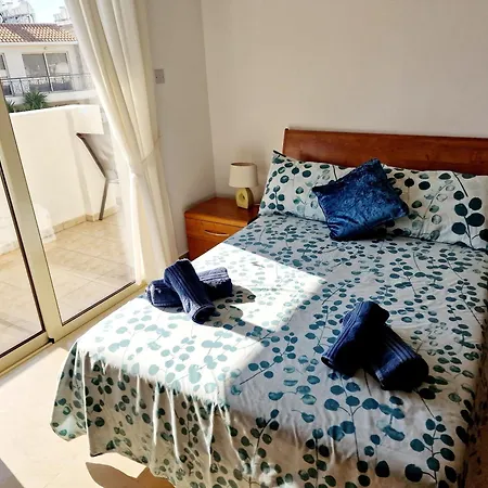 2 Bedroom E8 Located Pool Level, Sea View, Free Wifi *