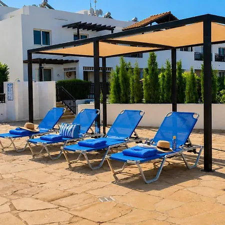 Апартаменты 2 Bedroom E8 Located Pool Level, Sea View, Free Wifi *