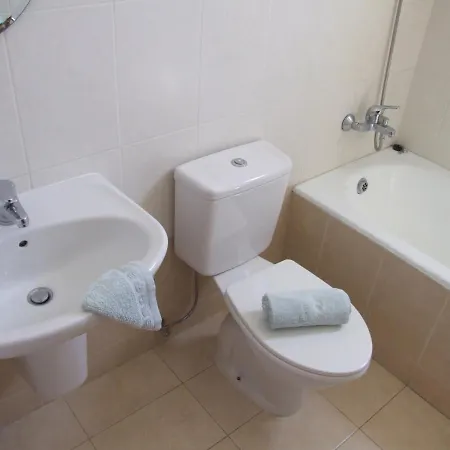 2 Bedroom E8 Located Pool Level, Sea View, Free Wifi Appartement *